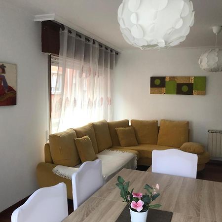 Apartamento Xacobe Grove, 120 Metros Totalmente Equipado, Luminoso, Centrico Y Con Plaza De Garaje O Grove Eksteriør billede