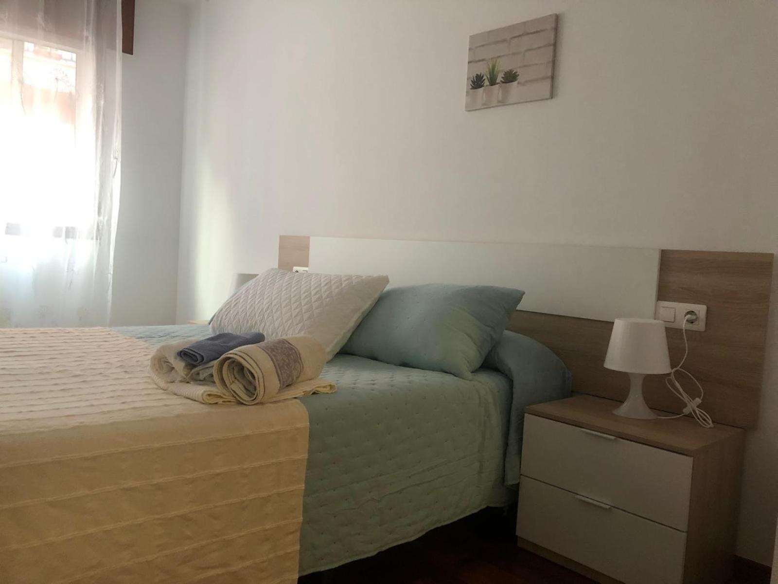 Apartamento Xacobe Grove, 120 Metros Totalmente Equipado, Luminoso, Centrico Y Con Plaza De Garaje O Grove Eksteriør billede